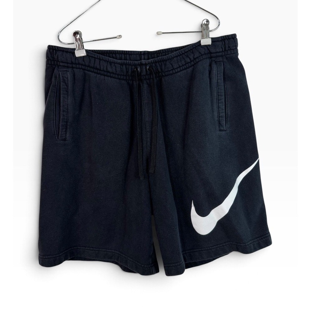 Nike Men's Black Fleece XL Shorts Drawstring Pockets Athletic Swoosh Graphic